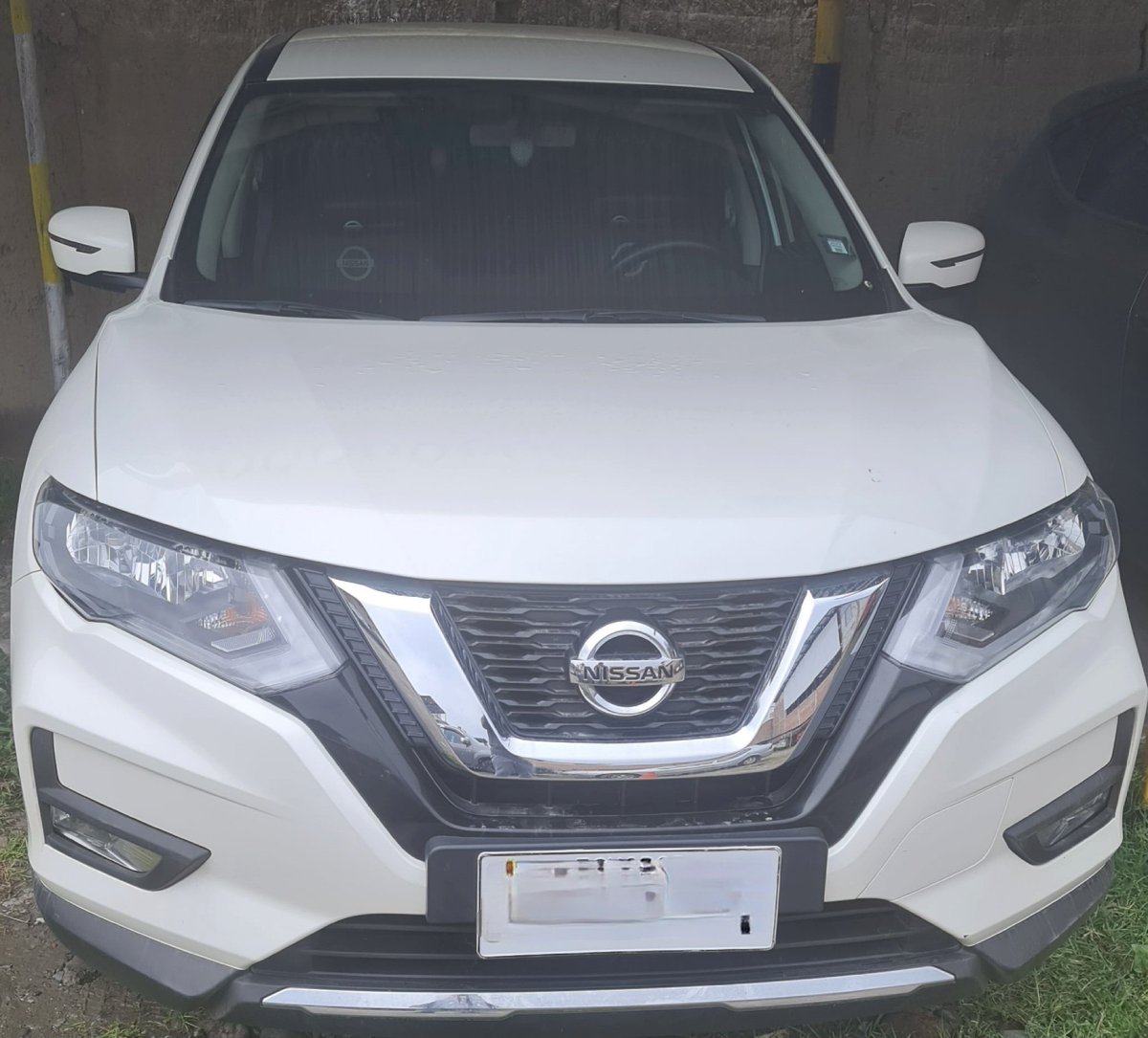 VICALSO's tweet photo. Vendo flamante Nissan Xtrail Sense 2019. 2 Row. AC 2.5. 5P. 4X2. Automático. 30290 Km. Informes 0993080821 https://t.co/pimBeIu1p4