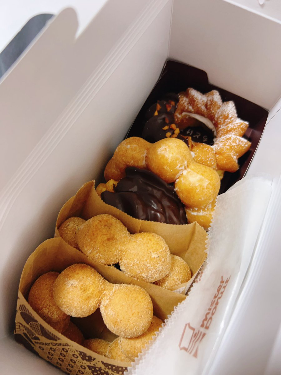 moimoi__mo's tweet photo. チーズナンひたすらオカワリした(≡^.^≡)♪ https://t.co/UCExLVOHgF