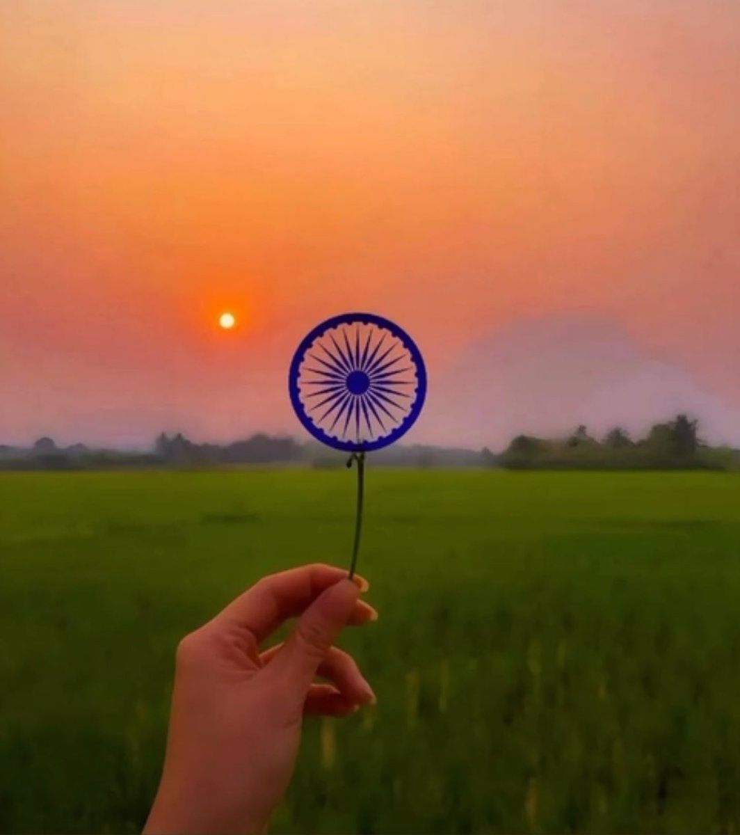 Bhikhan007's tweet photo. 77માં સ્વતંત્રતા દિવસની આપ સૌને હાર્દિક શુભકામનાઓ.🇮🇳🇮🇳
#77independenceday 
#indian https://t.co/c9yRhVAwNY