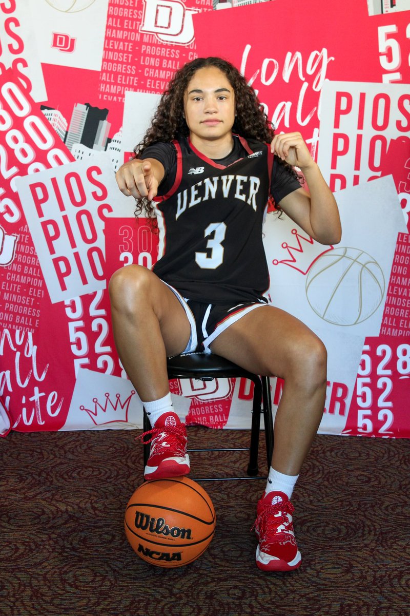 Chloe Parker tweet media