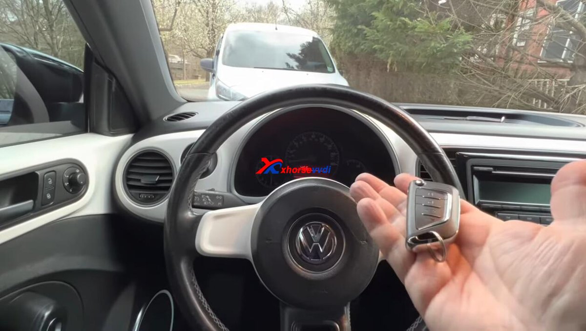 Xhorsevvdi's tweet photo. VW NEW BEETLE 2012 ADDKEY BY CLONE β
USING #xhorse VVDI TOOL PLUS AND AUTEL KM100 ππ
CRE: Keys na AmΓ©rica π
#AddKey #keyprogramming #KeyClone #keytoolplus https://t.co/lghtrRzCCV
