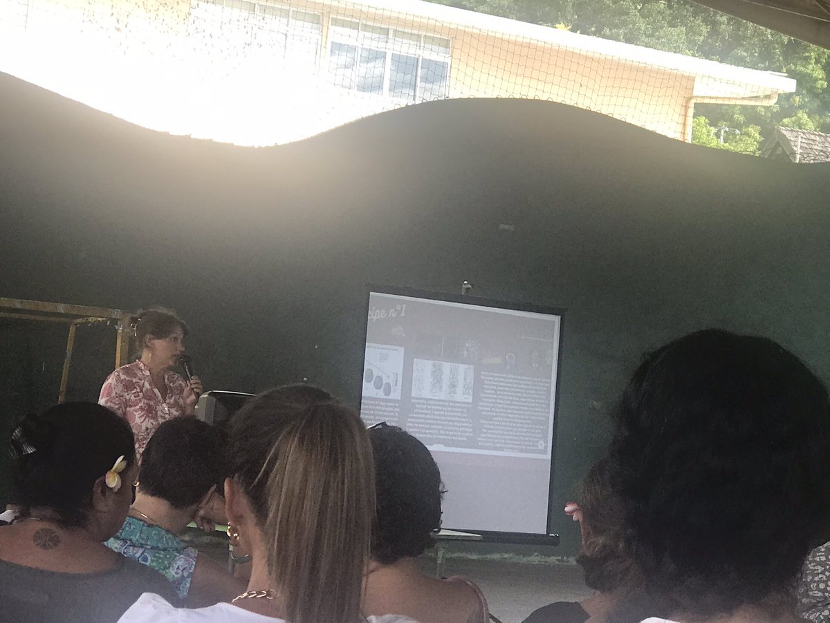 Circo03Faaa's tweet photo. Sensibiliser au harcèlement par @Fk84321294 et sensibiliser à la neuro éducation par @ienneuro #harcelementscolaire #methodepikas #neuroeducation @TournierEric1 @EducationTahiti https://t.co/TtkpMG9Heg