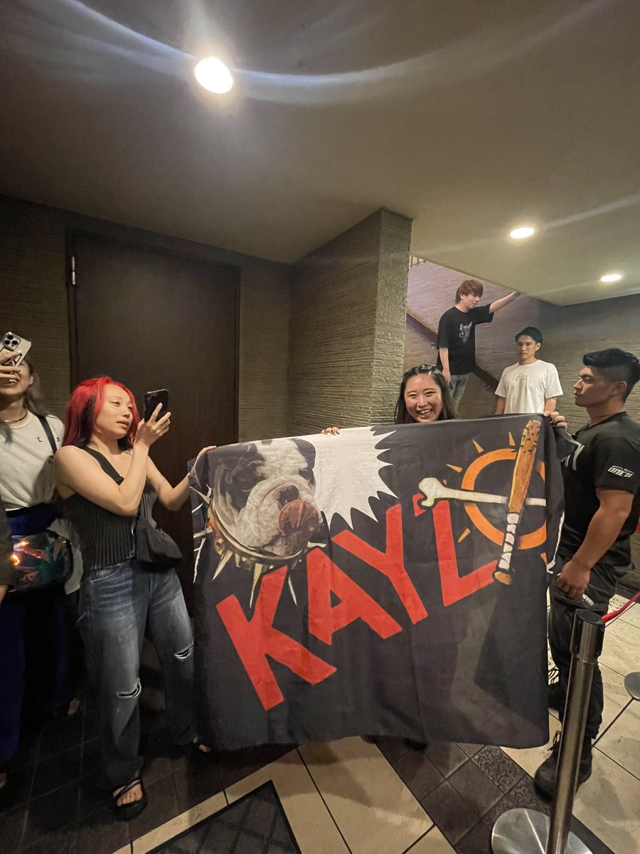 KayzoMusic's tweet image. More beef flags in Japan 

Looks like I need to get this man an agent