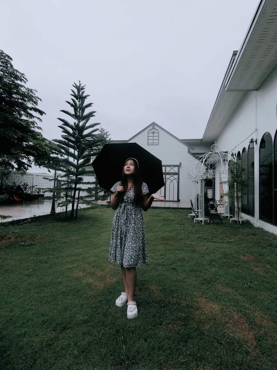 EEve22017486's tweet photo. ☂️☂️☂️⛱️⛱️☔☂️☂️ https://t.co/eSmRiHeinz