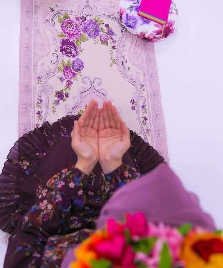 Yunhi_hun's tweet photo. السلام اعلیکم ❤️*    
❤️*
💞*لَا إِلٰهَ إِلَّا اللّٰهُ مُحَمَّدٌ رَسُولُ اللّٰه⭕*
💞*اللہ کے سوا کوئی عبادت کے لائق نہیں , 💞💞حضرت محمد ﷺ*
💞*اللہ کے رسول ہیں۔❤*
#یو_نہی 💞 https://t.co/PjP1xDW8K3