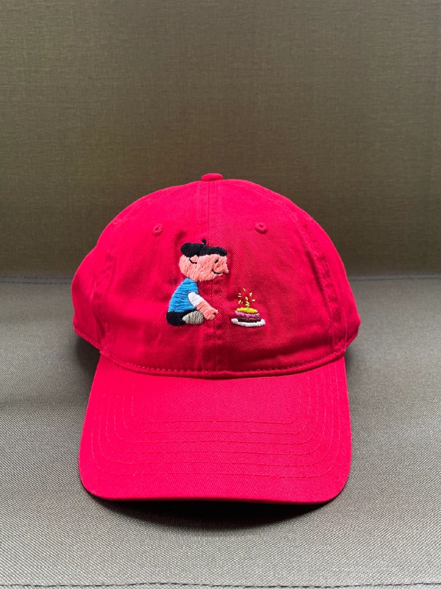 DINHOOgift's tweet image. Happy Birthday Hats and wish you have a wonderful every day.📷
Customised hats, if you like the idea then you can make the left one into your/your friends image.
#idinhoo #customzied #customizedhat #hatlove #hatstyle #customziedgifts #bespokehat #printondemandshop #idinhoohat