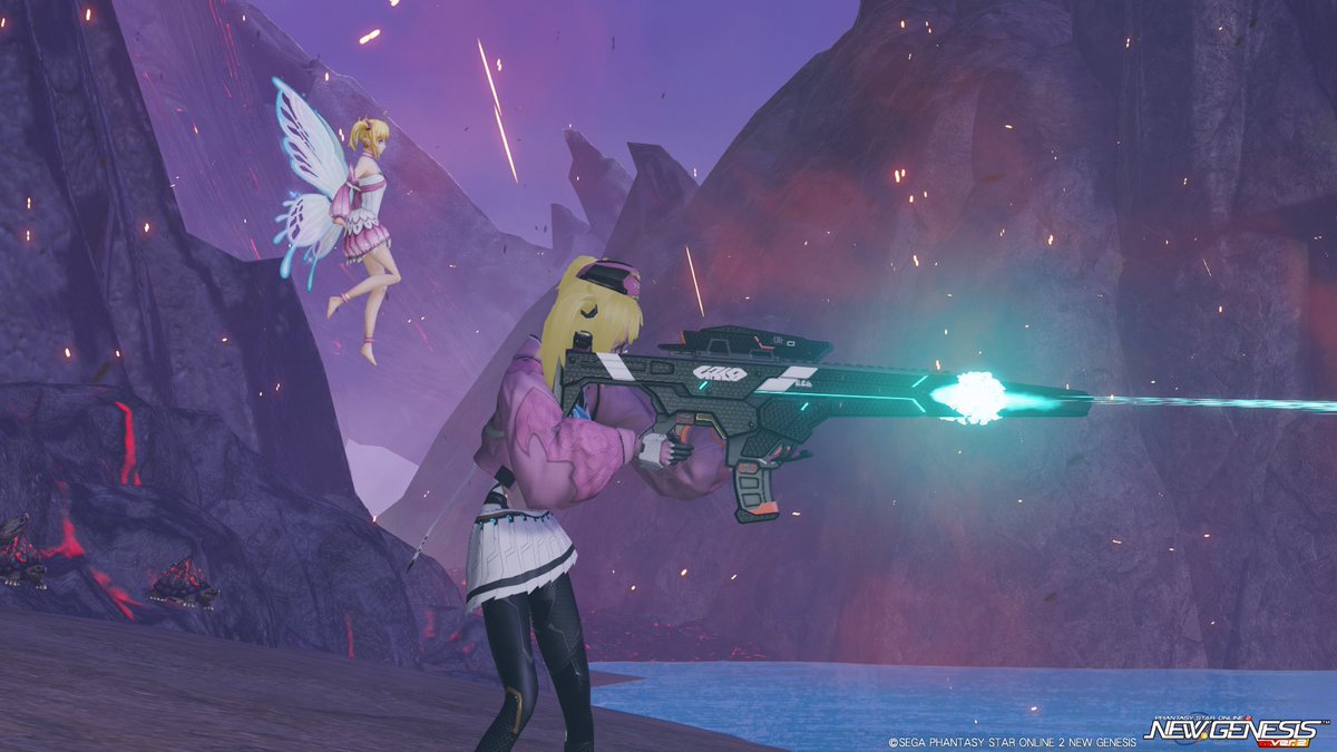 HoshinoTippy's tweet photo. Verschmelz Almati is easily my favorite NGS camo so far! As a rifle, it has obvious design callback to the Oracle Fleet ARKS' standard issue carbine. (More commentary below...)
#PSO2 #PSO2NGS #PSO2NGS_SS #PSO2GLOBAL #PSO2Classic #lore #rifle #rangerclass #Leciel https://t.co/wpFNvApSL8