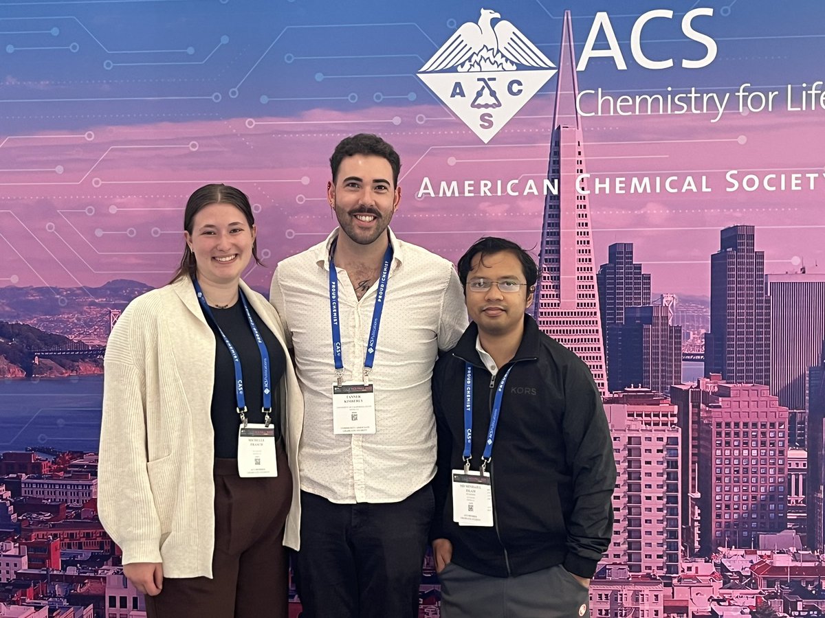 mhfrasch's tweet photo. This past week, my first mentee finished his summer research (woo! he did great work @smkauzlarich) and I’ve attended my first ACS conference! So happy to have had both these experiences this summer!! @TannerQKimberly @mminorganic thanks for showing me how to be conference pros😊 https://t.co/kdgGbpHGrg