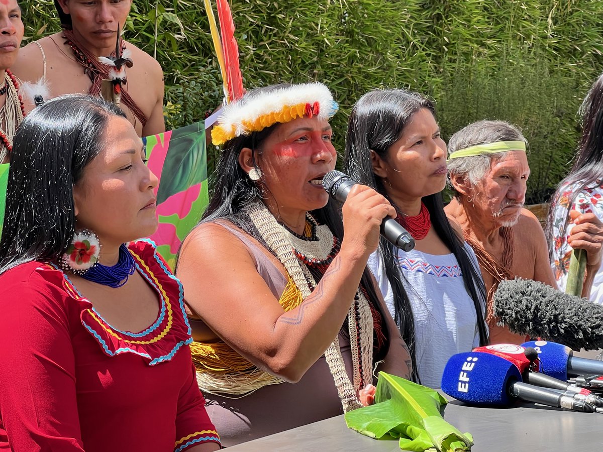 asoltani's tweet image. On August 20, Ecuadorians have a chance to make history, voting #YesToLife #YestoYasuni for protecting biodiverse rainforests, isolated indigenous peoples, &amp;amp; global climate, becoming the first nation to transition to a post fossil fuel era.  
Youth Caravan heads to Ecuador Coast.