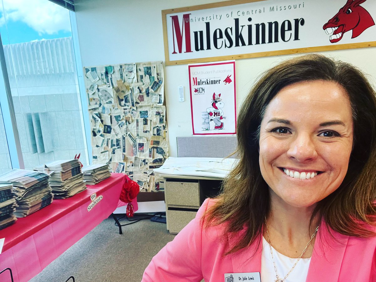 JCWLewis's tweet photo. GREAT to be BACK!! UCM’s first day of classes, and I couldn't be more excited to have my students back in class and in our UCM Muleskinner newsroom! Here's to the start of MY 21ST YEAR TEACHING!  Ready for the greatest semester YET, GO Mules and Jennies! #ChooseUCM https://t.co/PjOsP70eLb
