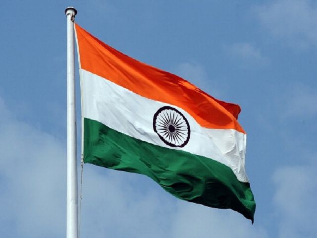 Tweet and Retweet  again and again 
#तिरंगा_नहीं_चौरंगा