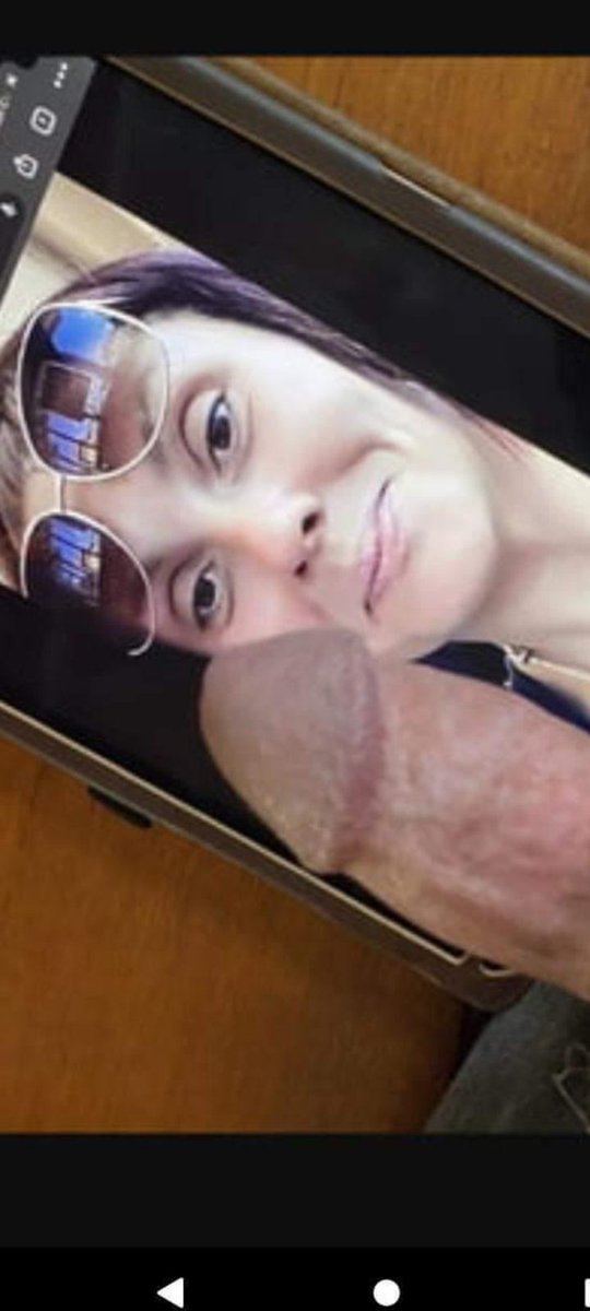 WifeStacy484's tweet photo. New stranger texting me this he found me on here just coming over tomorrow while my husband's at work https://t.co/z06oH1xvui