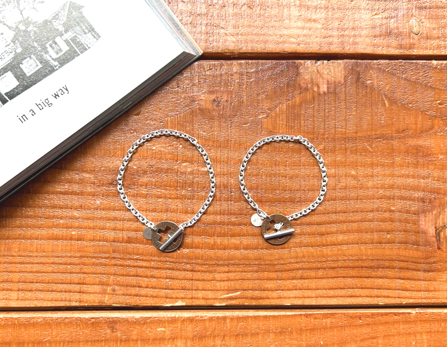 STANDARDCAL's tweet photo. Button Works Restock!! https://t.co/fpyk7Mjpkc
#standardcalifornia
#スタンダードカリフォルニア
#buttonworks
#ボタンワークス
#silverbracelet
#シルバーブレスレット
#moneyclip
#マネークリップ
#brass
#ブラス https://t.co/3MSaGTxASJ