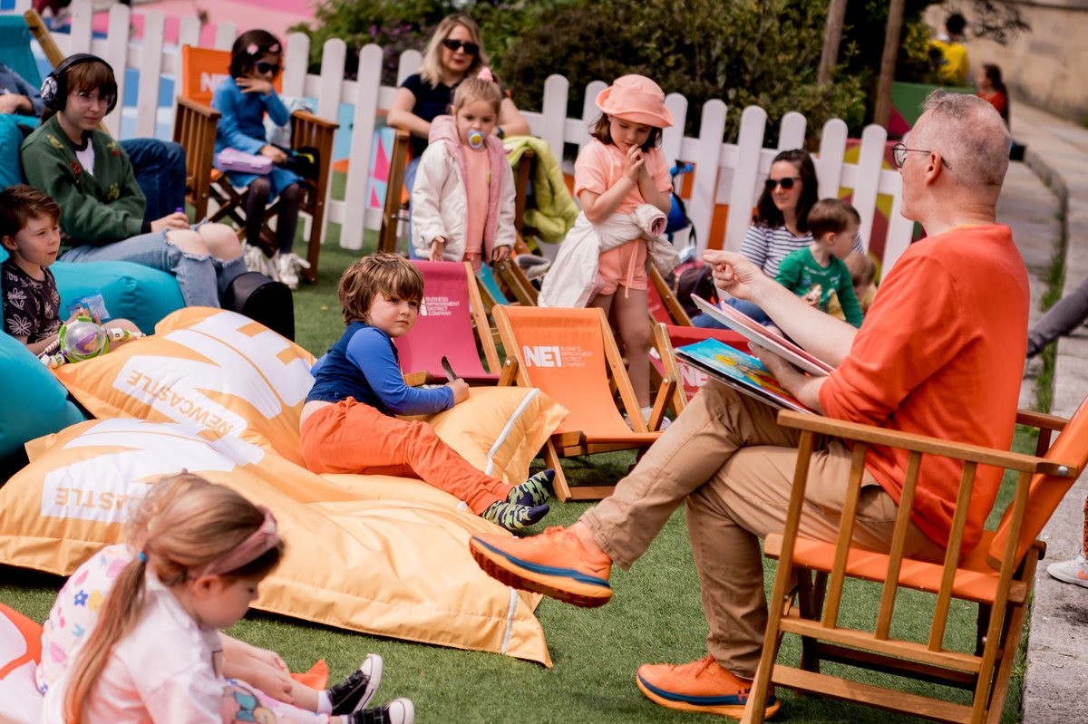 Exciting News for Tales on The Tyne! 🎉📚

Guess who's joining us for tomorrow's session? It's Karen, from Metro Radio! 🎙️🤩

Book your place and join us for an hour of enchanting stories, giggles, and fun! 📖🌟

ne1summerinthecity.co.uk/.../tales-on-t…