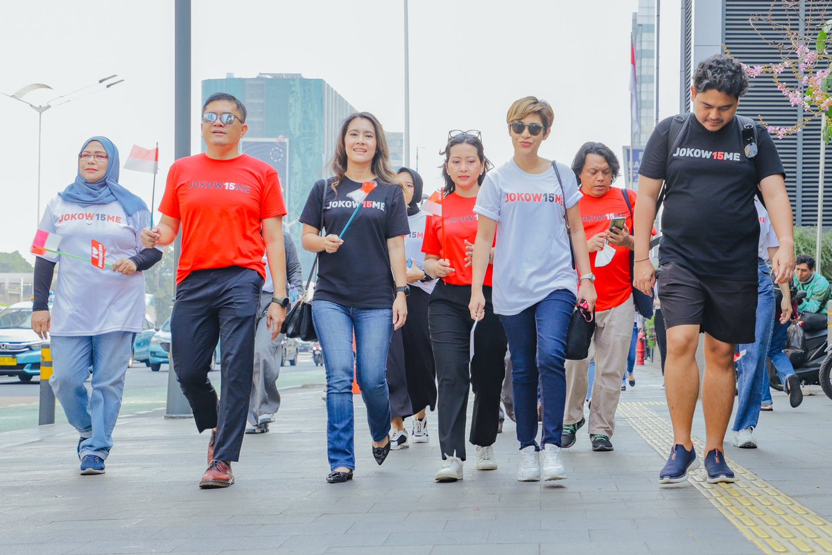 Andy_Budiman_'s tweet photo. Juni lalu saya menulis tentang “Jokowisme” di KOMPAS. Ini adalah hasil pergulatan PSI dalam merumuskan warisan penting Jokowi dalam bentuk JOKOWISME — visi tentang kemajuan Indonesia, yang dasarnya telah diletakkan Presiden Jokowi. #Jokow15me #TegakLurusJokowi https://t.co/OSdjzi97Wc