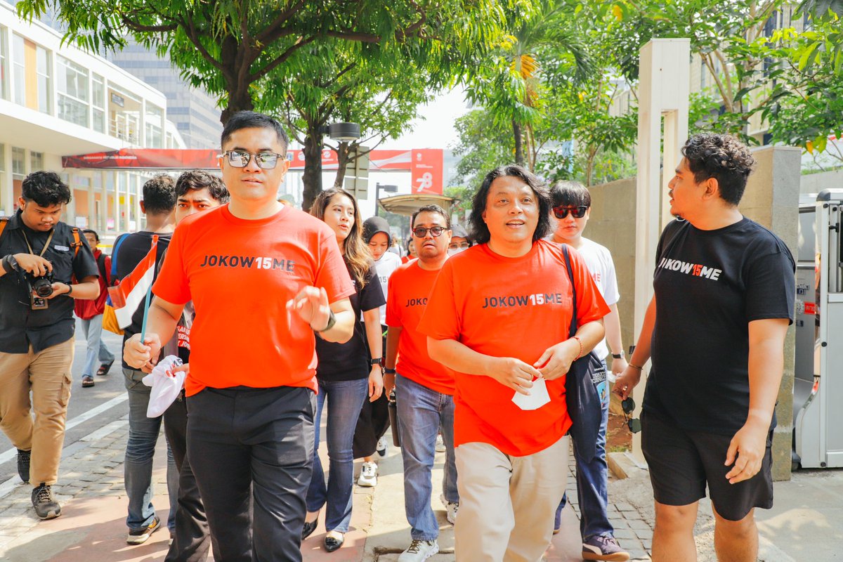 Andy_Budiman_'s tweet photo. Juni lalu saya menulis tentang “Jokowisme” di KOMPAS. Ini adalah hasil pergulatan PSI dalam merumuskan warisan penting Jokowi dalam bentuk JOKOWISME — visi tentang kemajuan Indonesia, yang dasarnya telah diletakkan Presiden Jokowi. #Jokow15me #TegakLurusJokowi https://t.co/OSdjzi97Wc
