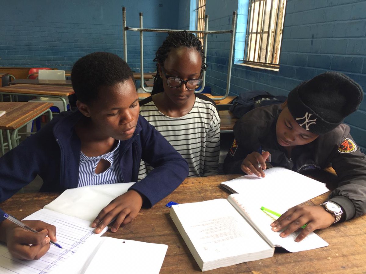 QalisaFoundatio's tweet photo. We believe in the opportunities learning creates and that's why we have invested so much in our after-school tutoring program to give our learners every chance to thrive and excel! ❤️

#UnearthingTalent 
#BuildingLeaders
#OneLearnerAtATime 
#EmpoweringYoungMinds https://t.co/C21CM3zc4q