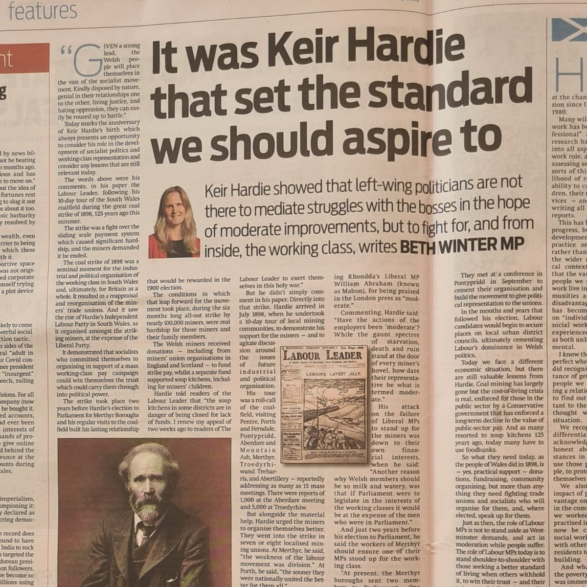 On Keir Hardie's birthday, I've written for @M_Star_Online on his tour of the Welsh Valleys 125 years ago to support striking coal miners. His solidarity built the foundation to become Wales' first Labour MP for Merthyr in 1900. 𝘔𝘢𝘬𝘦 𝘴𝘶𝘳𝘦 𝘺𝘰𝘶 𝘣𝘶𝘺 𝘢 𝘤𝘰𝘱𝘺.
