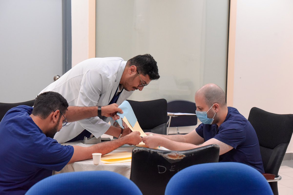 E1_DMC's tweet photo. نظمت إدارة الشؤون الأكاديمية والتدريب الإكلينيكي بالتعاون مع كلية الأمير سلطان العسكرية للعلوم الصحية بالظهران ورشة عمل بعنوان  "مقدمة في أساسيات المحاكاة الصحية "  و تهدف الورشة إلى تبادل الخبرات ومناقشة أفضل الممارسات في مجال التعليم والتدريب الصحي بأسلوب المحاكاة https://t.co/0kOCEhU3zv