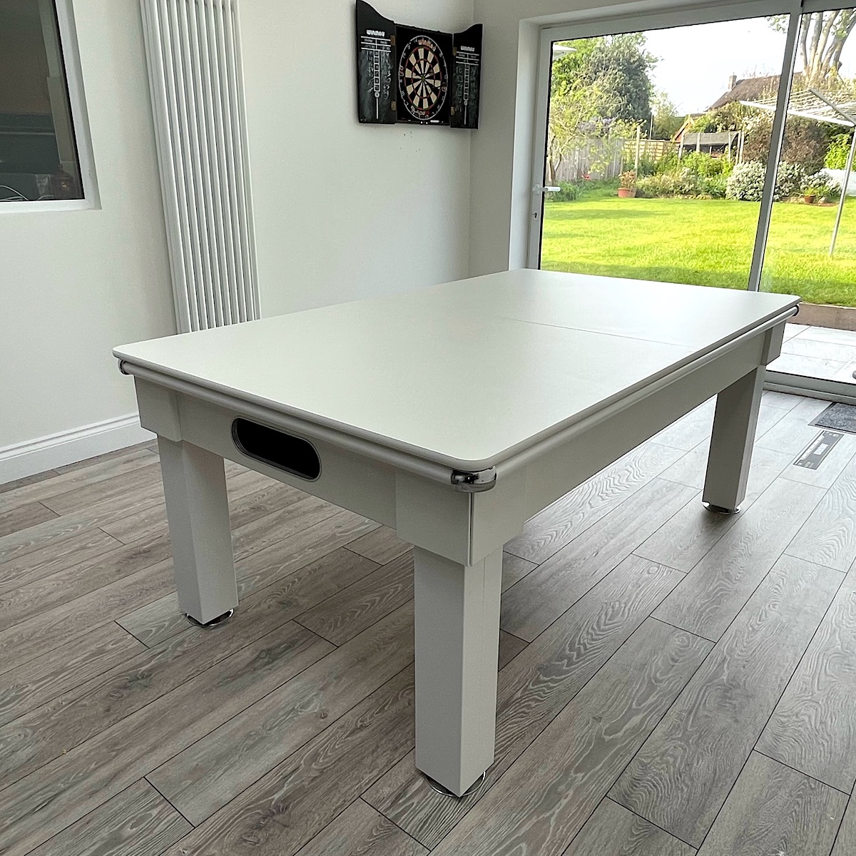 HomeLeisure's tweet image. 🎱🍽️ Ready to level up your dinner parties? Introducing the Signature Oxford Pool Dining Table in sleek Black or elegant White finish 🖤⚪️ Which would suit your home?

Click for more pics here 👉 buff.ly/3OrzON2 
☎️ Call our expert sales team on 0808 258 3240