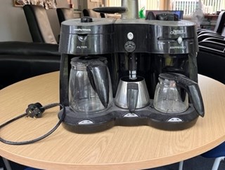 WarpIt_'s tweet photo. This filter and espresso coffee machine is #ReadyForReuse on the Warp It system.
https://t.co/Ffq2CVJzJ4
Around two million tonnes of electrical items are discarded in the UK each year. So, it’s important to reuse pre-loved electric good wherever possible.
#ChooseToReuse https://t.co/adffO2z9YV