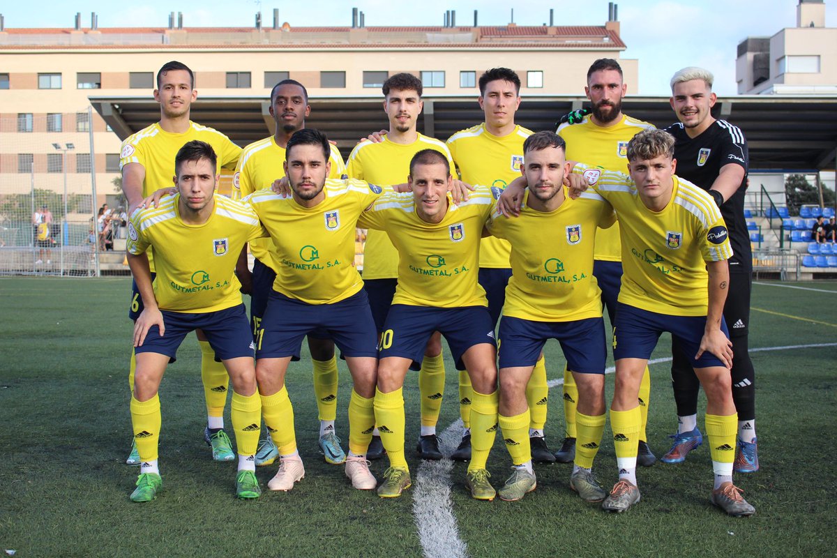 uecastelldefels's tweet photo. 📸 Imatges @uecastelldefels - @ue_cornella #CopaCatAbsoluta via @GerardFrancoph i @ue_cornella
▶️ Totes a https://t.co/Z6xJd9qI4M
#SomHiGrocs #CopaCat https://t.co/F6MaJirH6x