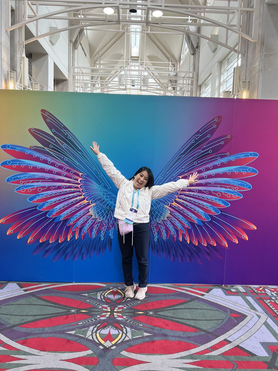 Celyendo's tweet image. Thanks @bbray27 for this message! This helps teachers &amp;amp; Asian mindsets too.😂Often wondering if things we share may be misinterpreted as attention-seeking, we hold back. When really it’s “connection-seeking” and wanting to promote good, hope, &amp;amp; kindness. #DefineYourWhy #CSceleste