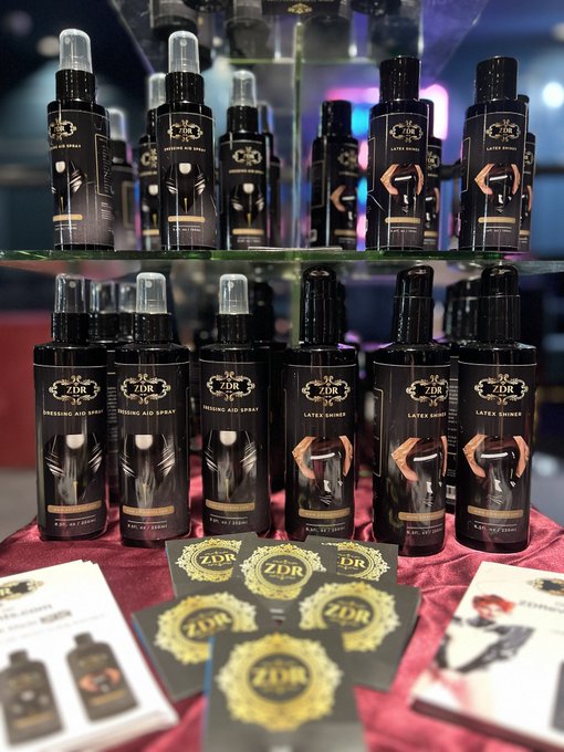 Had a great time at @CharmskoolShop @B0utiqueBazaar on Sunday!   Thank you to everyone who purchased<a class="tags" target="_blank" title="On Twitter" href="/?out=eyJ0eXAiOiJKV1QiLCJhbGciOiJIUzUxMiJ9.eyJpYXQiOjE3MjI1NjgzMjAsImlzcyI6InR3cG9ybnN0YXJzLmNvbSIsIm5iZiI6MTcyMjU2ODMyMCwiZXhwIjoxNzU0MTA0MzIwLCJyZWRpcmVjdF91cmwiOiJodHRwczovL3R3aXR0ZXIuY29tL0NoYXJtc2tvb2xTaG9wIn0.TkkTCBcnWFyBusxuhqZQAukUMIktnFhFJhL41eDfkDrW2nA_OQ18tCqDHWXWquW7VdfQf14ay3HZqaFudxHVUQ">@CharmskoolShop</a><a class="tags" target="_blank" title="On Twitter" href="/?out=eyJ0eXAiOiJKV1QiLCJhbGciOiJIUzUxMiJ9.eyJpYXQiOjE3MjI1NjgzMjAsImlzcyI6InR3cG9ybnN0YXJzLmNvbSIsIm5iZiI6MTcyMjU2ODMyMCwiZXhwIjoxNzU0MTA0MzIwLCJyZWRpcmVjdF91cmwiOiJodHRwczovL3R3aXR0ZXIuY29tL0IwdXRpcXVlQmF6YWFyIn0.BuYN3cineJAzac6a5OZhPSDKeKrLoX3dg05Vwut3jxDYPRYTMoZVRtnggaVbc515_zcTh9aiKXJMLhxnVulVyA">@B0utiqueBazaar</a><a href="/tag/london"class="tags"><span>#london</span></a><a href="/tag/latex"class="tags"><span>#latex</span></a><a href="/tag/shiny"class="tags"><span>#shiny</span></a><a href="/tag/latexcare"class="tags"><span>#latexcare</span></a><a href="/tag/zdrparty"class="tags"><span>#zdrparty</span></a><a href="/tag/z"class="tags"><span>#z</span></a>