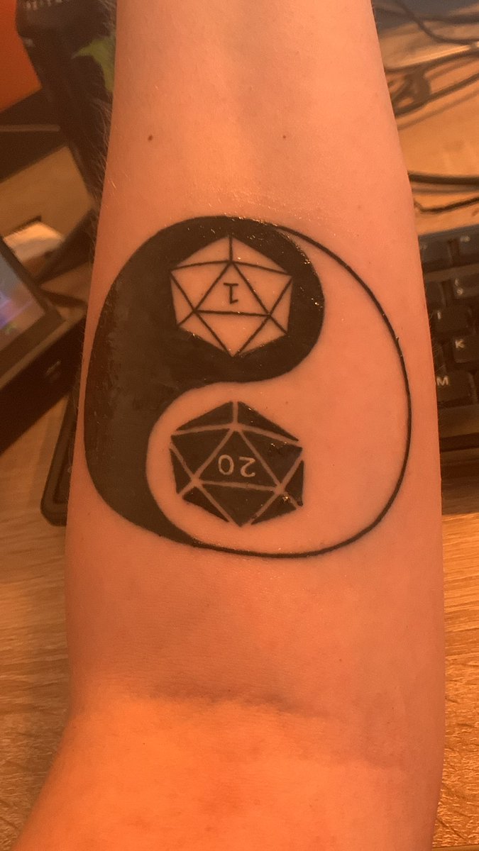 Emphabro's tweet photo. Forgot to post this here. So here is a progress pic. Day 6: the itch is real. The end of a phase and start of a new one. https://t.co/W9iUNC0PP6