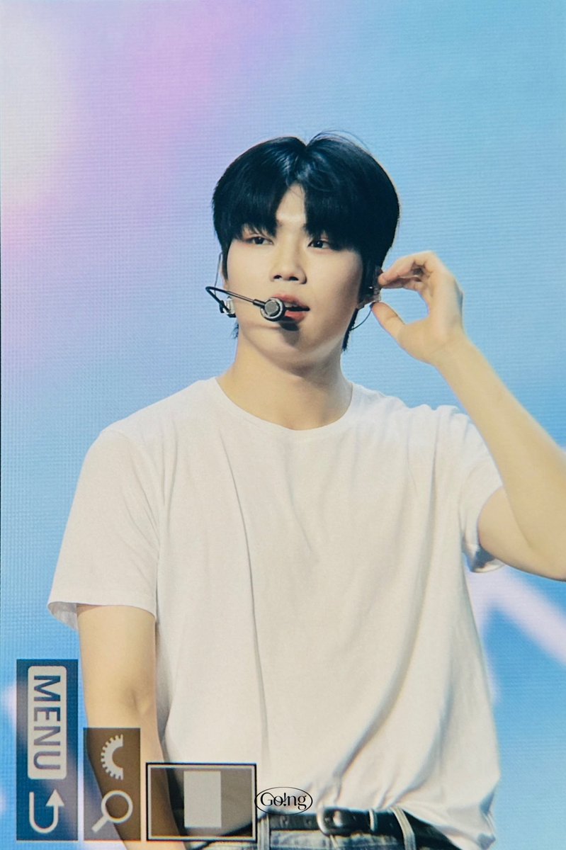 230815 🩵🤍

#박건욱 #PARKGUNWOOK #ZB1 #ZEROBASEONE #제로베이스원 #제베원