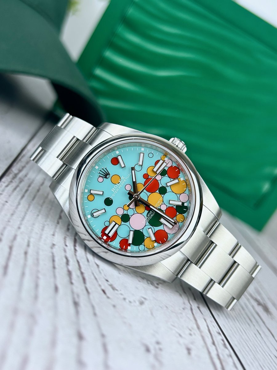 GmgWatches's tweet photo. 𝐑𝐨𝐥𝐞𝐱 𝐎𝐲𝐬𝐭𝐞𝐫 𝐏𝐞𝐫𝐩𝐞𝐭𝐮𝐚𝐥 🎉🥳

What do you guys think of this new OP? Some love it some Hate it?- let us know in the comments! ⬇️

WATCH NOW SOLD! 🤝 https://t.co/Q64o9Hwnl3