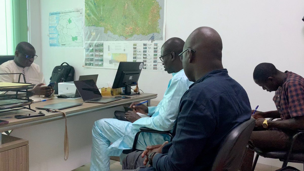 Ai4declicSn's tweet photo. We kicked off this week with a productive Meeting with Colonel Youm of the Direction of National Parks (DNP), and our team focused on socio-ecological systems led by Dr. Ibrahima DIA—fascinating exchanges and prospects for collaboration, mainly with the eco-guard network. https://t.co/qoKOVjS2IG