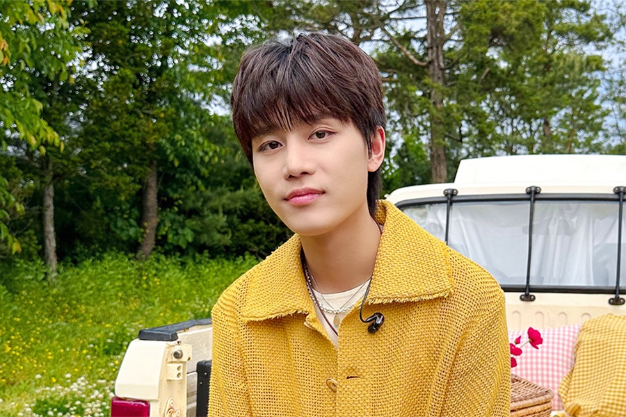 soompi's tweet photo. #NCT’s #Taeil Sustains Injury In Motorcycle Accident + To Take Break From Activities
https://t.co/zjt6gWUrhR https://t.co/S9NG2CyLyU