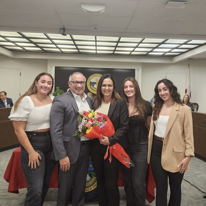 GlendoraUnified's tweet photo. Exciting times ahead! At this evening’s Board Meeting, we welcomed the brilliant minds joining our GUSD admin team! Together, we're shaping the future of education! 🌟📚 #ProudToBeGUSD https://t.co/ny1CMWm7wF