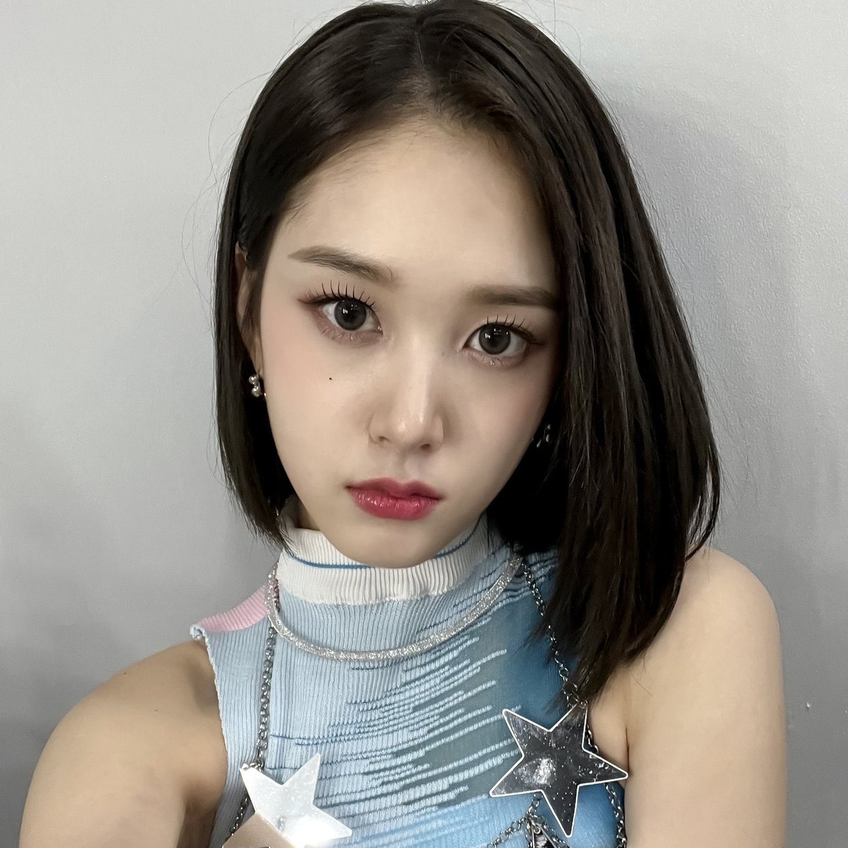 antes de que la líder me jale de las mechas vengo a decir que #o𝕦r𓊆遗忘𓊇𝐥ōve está que arde porque las hermosas chicas de #𝕚ns𝕒nǝ𖠇𓈒࣪𝑑ⱺׁ︩︪l𝕝 revivieron el amor, por eso #O𝟒ʼ𝓼·𝐭𖦹x𝕚c·𝐫om͜͡𝕒n𝕔ē es un temazoo. <3 Felicidades.

𝑡v 𝑠igrdrí!𝑓ā ஜ ⋆ ׂ ׅ 📓 #𝙲leo