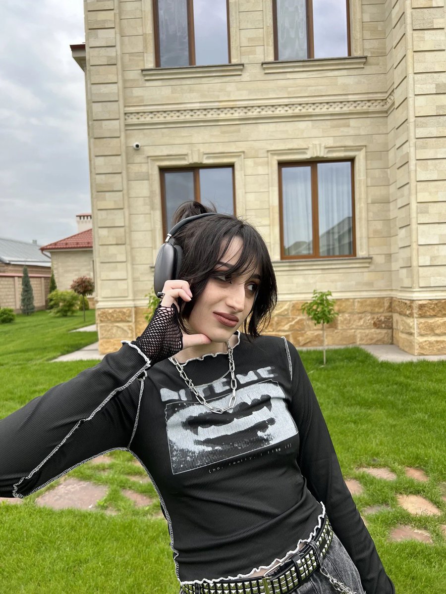 ShopKillerlookz's tweet image. Top from killerlookz.com ❤️ 

#newtop #Outfitideas #OOTD