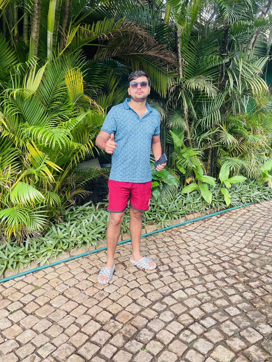 imvikaskohli's tweet photo. Goa Beach Look | Goa Trip Diaries 2023 🌴 | Hotel Photography 📸
#Goa #goahotels #goaTrip #GoaDiaries #GoaVibes #LemonTree #Hotel #photography #IndependenceDay #goaison 😎
#GoaBeach #GoaBeaches 🏖️ #hotelview #VikasKohli #iphone #photoshoot #goodvibes❣️ #trip #tripdiaries https://t.co/XKbs1ITOuh