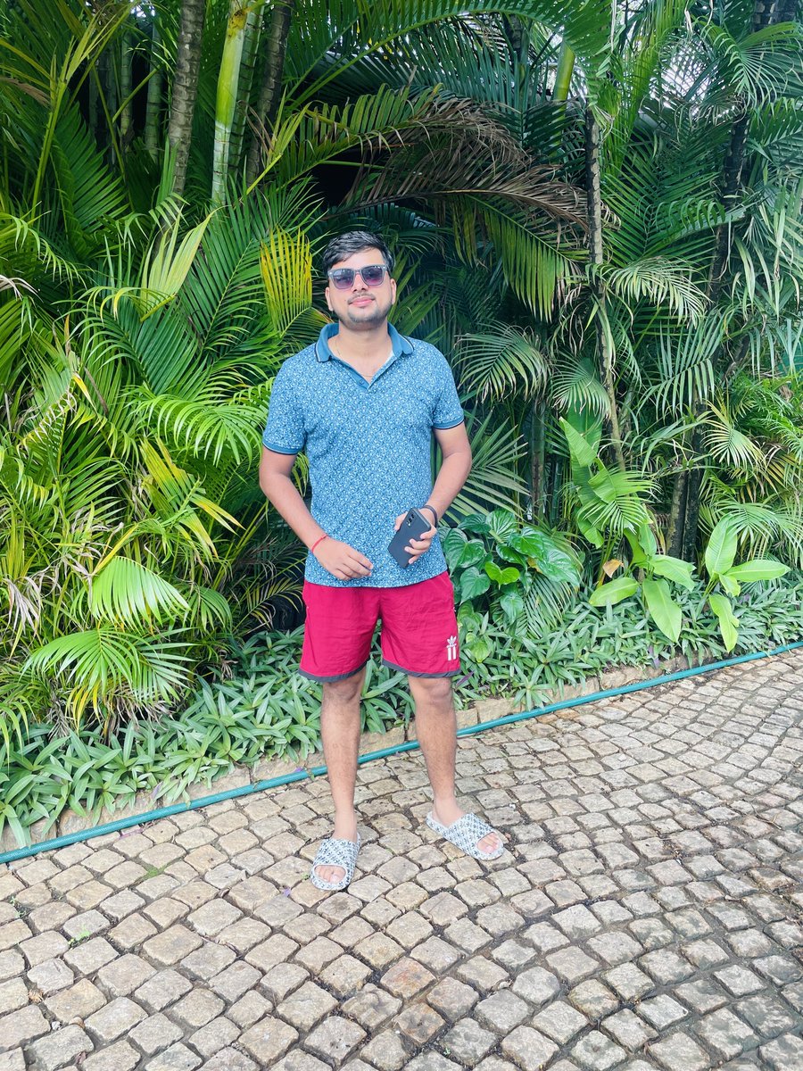 imvikaskohli's tweet photo. Goa Beach Look | Goa Trip Diaries 2023 🌴 | Hotel Photography 📸
#Goa #goahotels #goaTrip #GoaDiaries #GoaVibes #LemonTree #Hotel #photography #IndependenceDay #goaison 😎
#GoaBeach #GoaBeaches 🏖️ #hotelview #VikasKohli #iphone #photoshoot #goodvibes❣️ #trip #tripdiaries https://t.co/XKbs1ITOuh