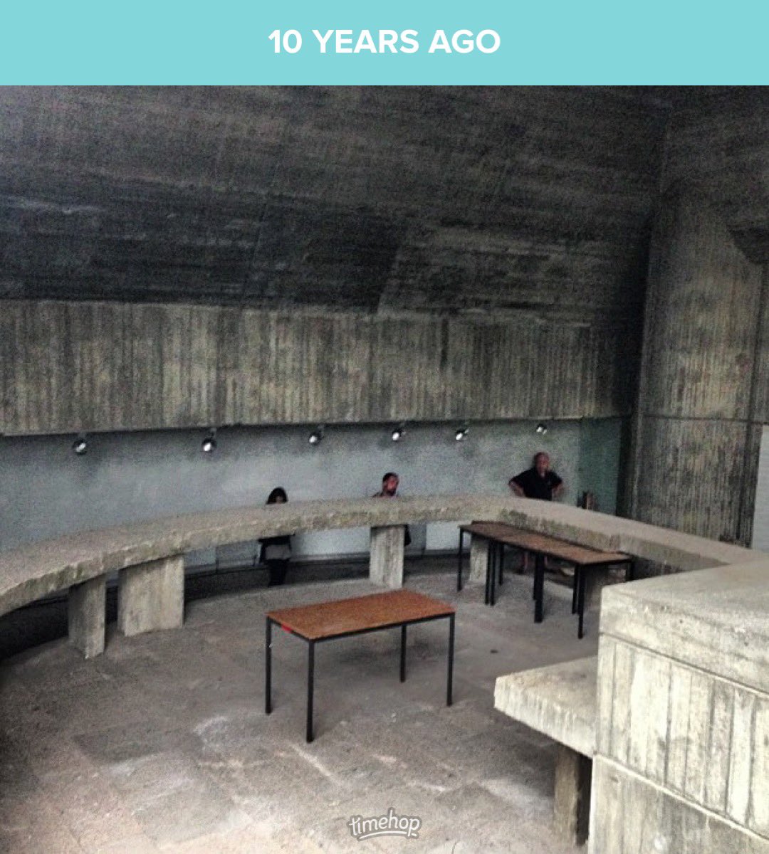 dickydrew's tweet photo. 10 years ago today I was lucky enough to work in the Carmel College Julius Gottlieb Memorial, the bizarre modernist masterpiece designed by Basil Spence.
It was bloody marvellous.
Also seen in Andor when Andor gets sent to prison. #andor #basilspence #modernism https://t.co/mkub6Z5f2x