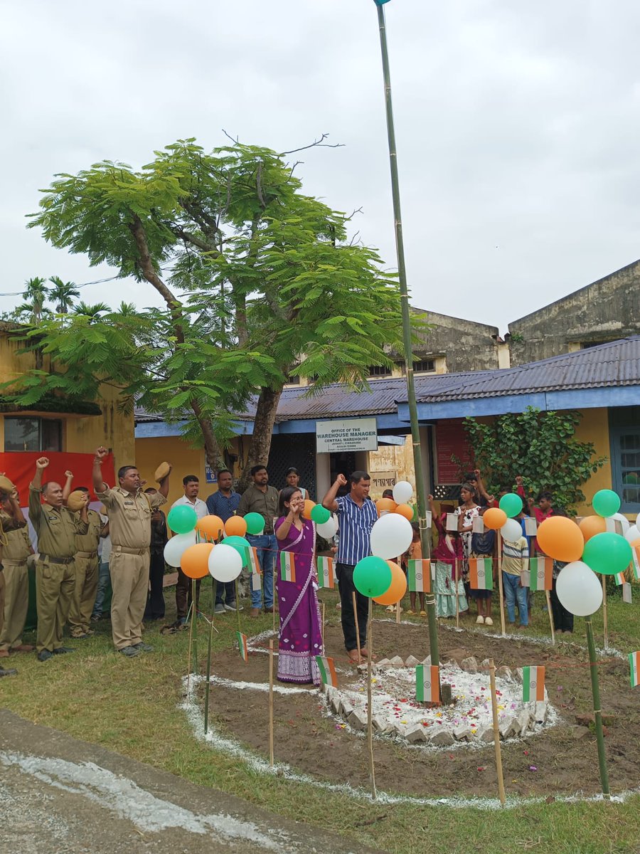 CwcGuwahati's tweet image. Celebrating India&apos;s Strength, Diversity and Unity at CW Jorhat-1, Assam  #IndependenceDay2023 🇮🇳  @cwc_warehouse @fooddeptgoi @fooddeptgoi @MOFPI_GOI @PiyushGoyal @PiyushGoyalOffc