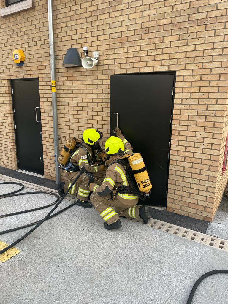 Billingshurst Fire Station tweet media