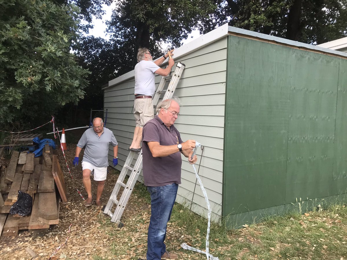 Progress on our new finishing room / wood store benches, window and facia.

<a href="/WestonFdn/">Garfield Weston Foundation</a> <a href="/RankFoundation/">The Rank Foundation</a> <a href="/TheSouthernCoop/">Southern Co-op</a> @CoSandown <a href="/AgeUKIW/">Age UK Isle of Wight</a> <a href="/agefriendlyisle/">Age Friendly Island</a> @HIWCF <a href="/WightAid/">WightAID</a> #ReduceIsolation #ReduceLonliness #MensSheds #Nettlestone #Seaview <a href="/iwobserver/">Isle of Wight Observer</a> <a href="/onthewight/">OnTheWight: Isle of Wight News</a> <a href="/islandecho/">Island Echo - 24hr Isle of Wight News</a>