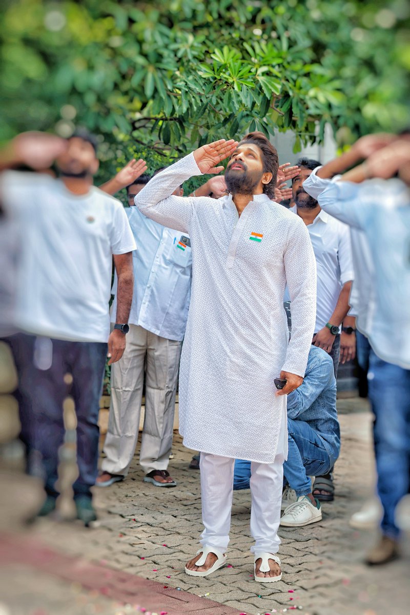 thisisputta's tweet photo. 🇮🇳

Icon stAAr @alluarjun #IndependenceDay2023 #JaiHind https://t.co/2Kz4tqkoy5