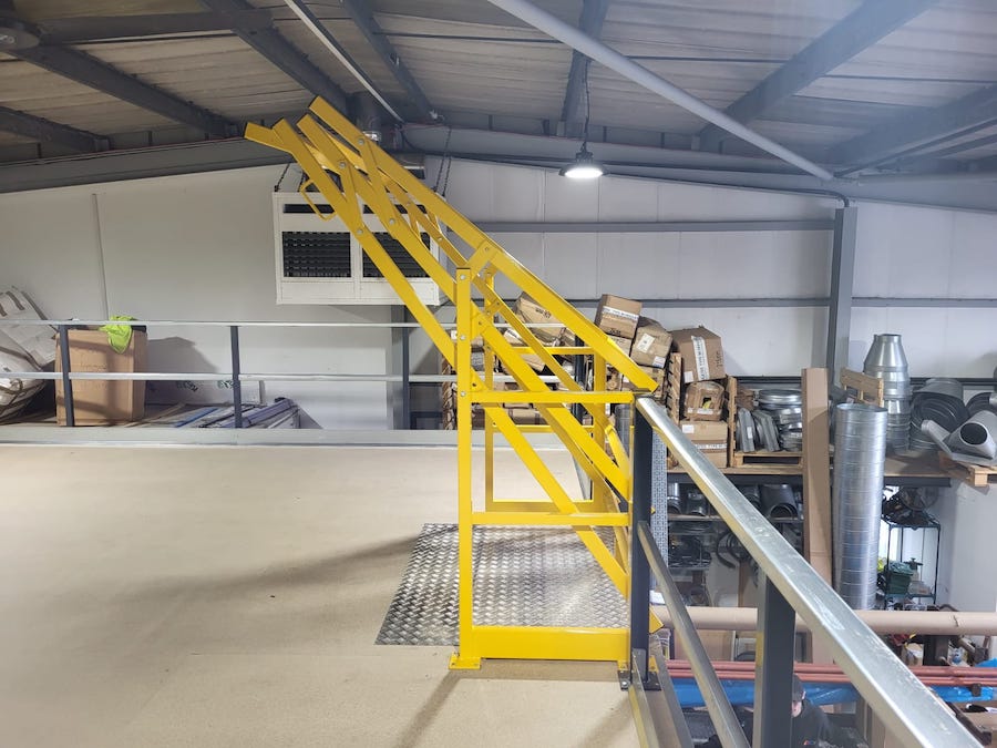 STSStorage's tweet image. #mezzaninefloors, a perfect solution to #warehousestorage requirements, offering the ability to house partitioned offices, lightweight machinery, shelving for storage or even be incorporated into #manufacturingplants such as a #brewery and #foodproduction. ow.ly/p2c150PyKIU