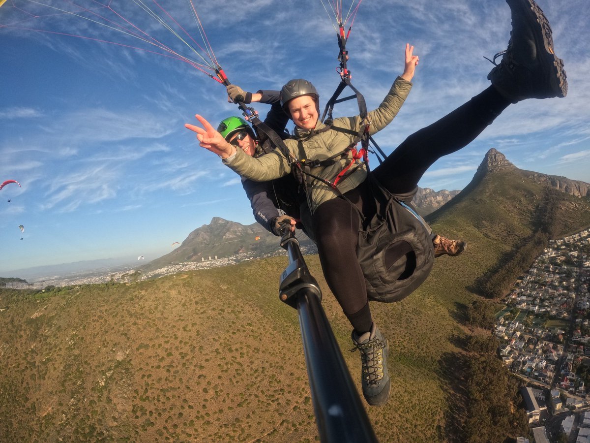 Come Tandem Paragliding with us in Cape Town, we train daily from Signal Hill. To book a flight WhatsApp or call us on: +27 625017847 #southafrica #capetown #tablemountain #lionshead #paragliding #capetownadventures #capetownguide #capetownlife #meetsouthafrica #instagramcapetown