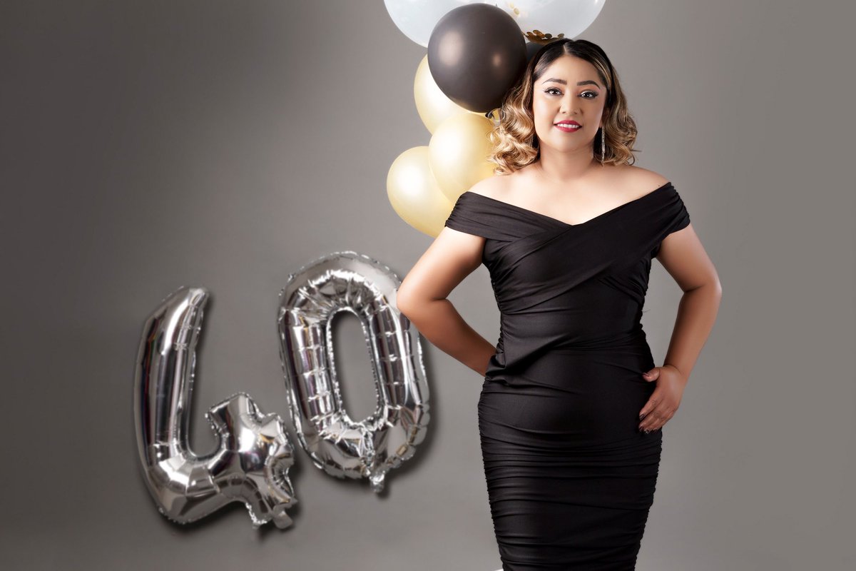 berquena's tweet photo. Birthday 🥳 #fotografia https://t.co/eqiBaf4ya9