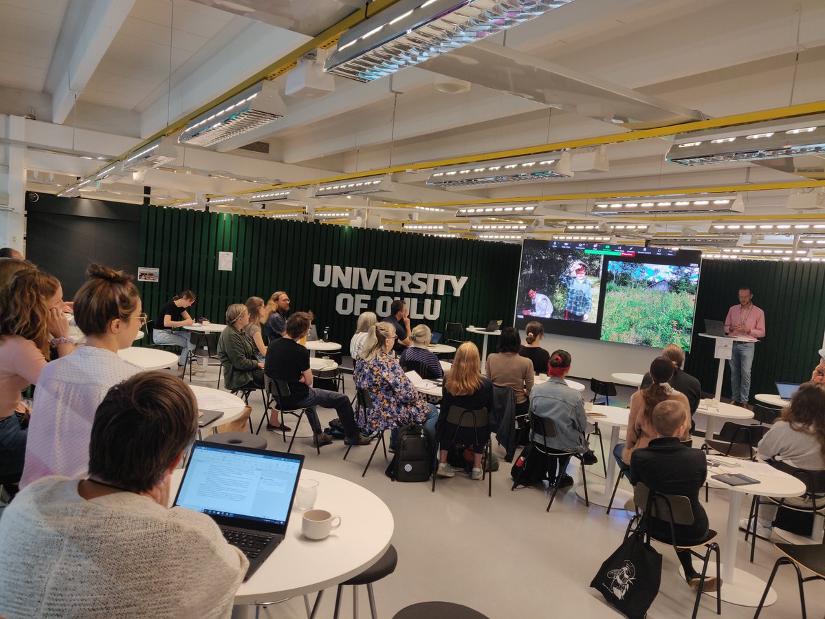 Anna_K_speaking's tweet image. Mushroom Methods starting with @a_venovcevs setting out an agenda for multispecies mushroom research, and reflecting on mushroom un-making of dark heritage @arcticants