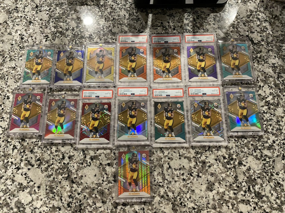 Haneyscardz's tweet photo. @CJ_Cards2 Tons of color! https://t.co/bKREIVxek1