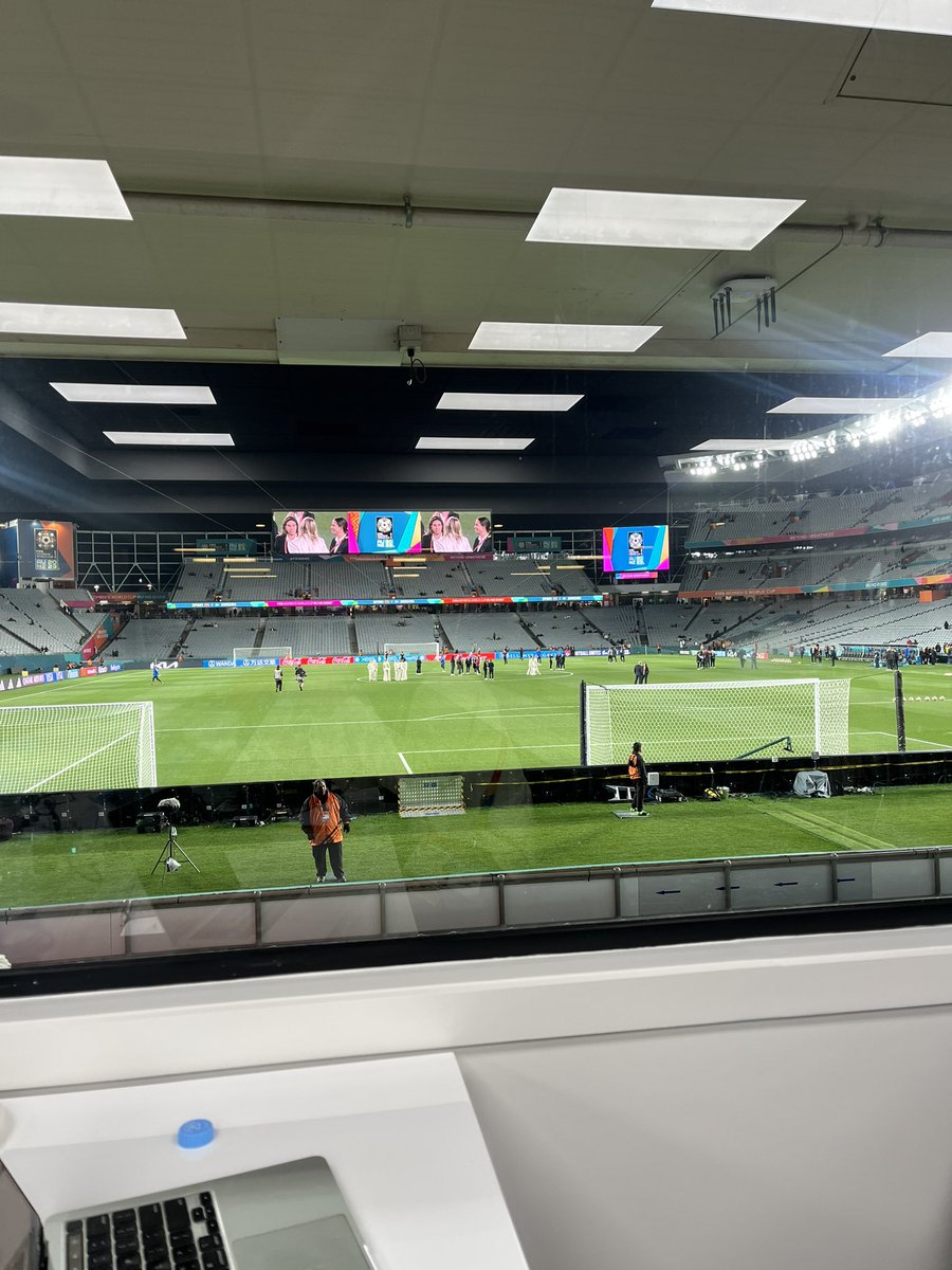 🙏🏼 Ya está aquí …¡A las 10AM jugamos una semifinal de un Mundial!

📻 ¡Desde las 9:50AM en <a href="/tjcope/">Tiempo de Juego</a>! 

📡 Todas las FM
💻 Cope.es
📲 App de Tiempo de Juego

🚀 <a href="/CarlosGangaG/">Carlos Ganga Galiana</a> 
🎙️ <a href="/Iavilescasco/">Isaac Avilés</a> 
🧠 <a href="/Mamen_Hidalgo/">Mamen Hidalgo</a> 
🎯 <a href="/Natalia_Pablos7/">Natalia_Pablos</a> 
🤪 <a href="/agarciamuniz/">Angel Gª Muñiz</a> 

#FIFAWWC