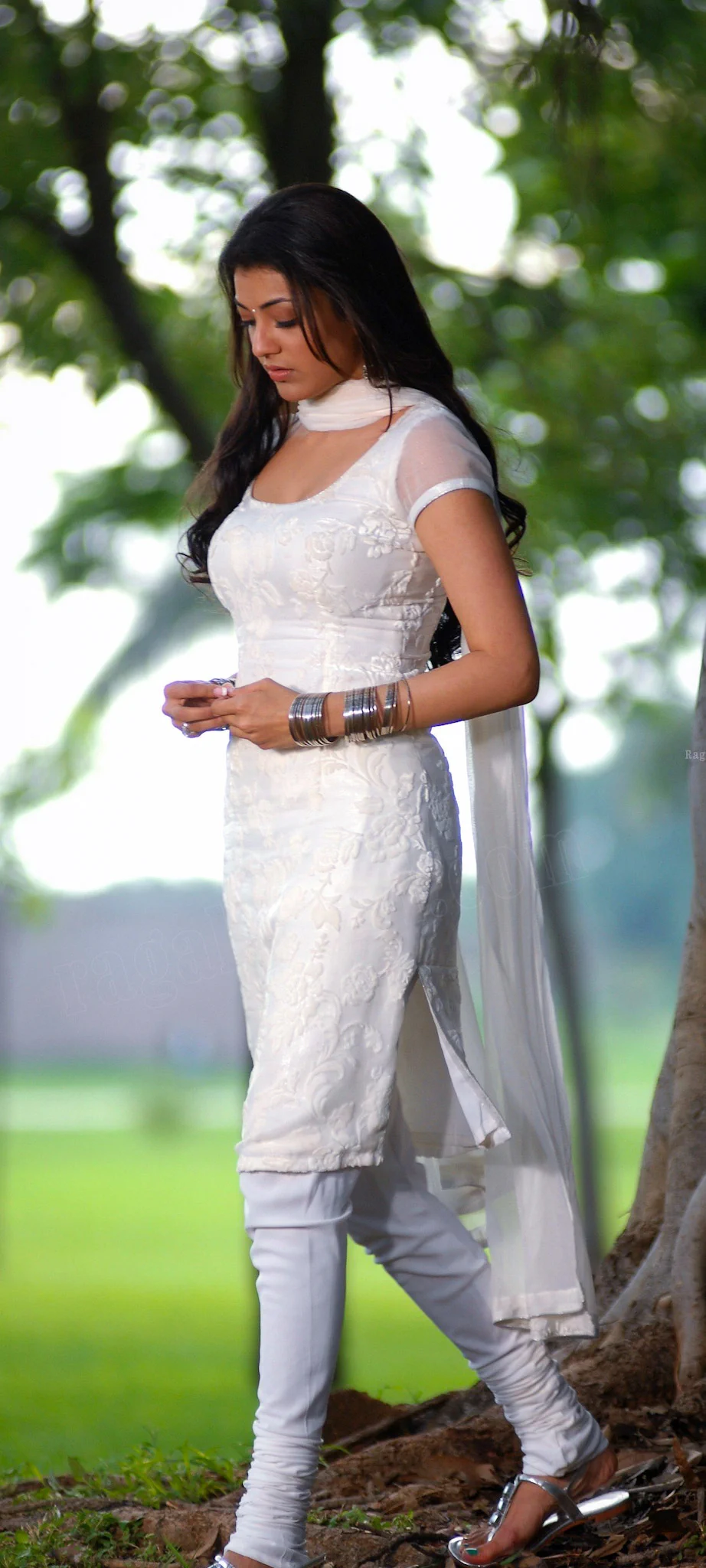 F3jUl0pbAAAcphk?format=webp&name=large